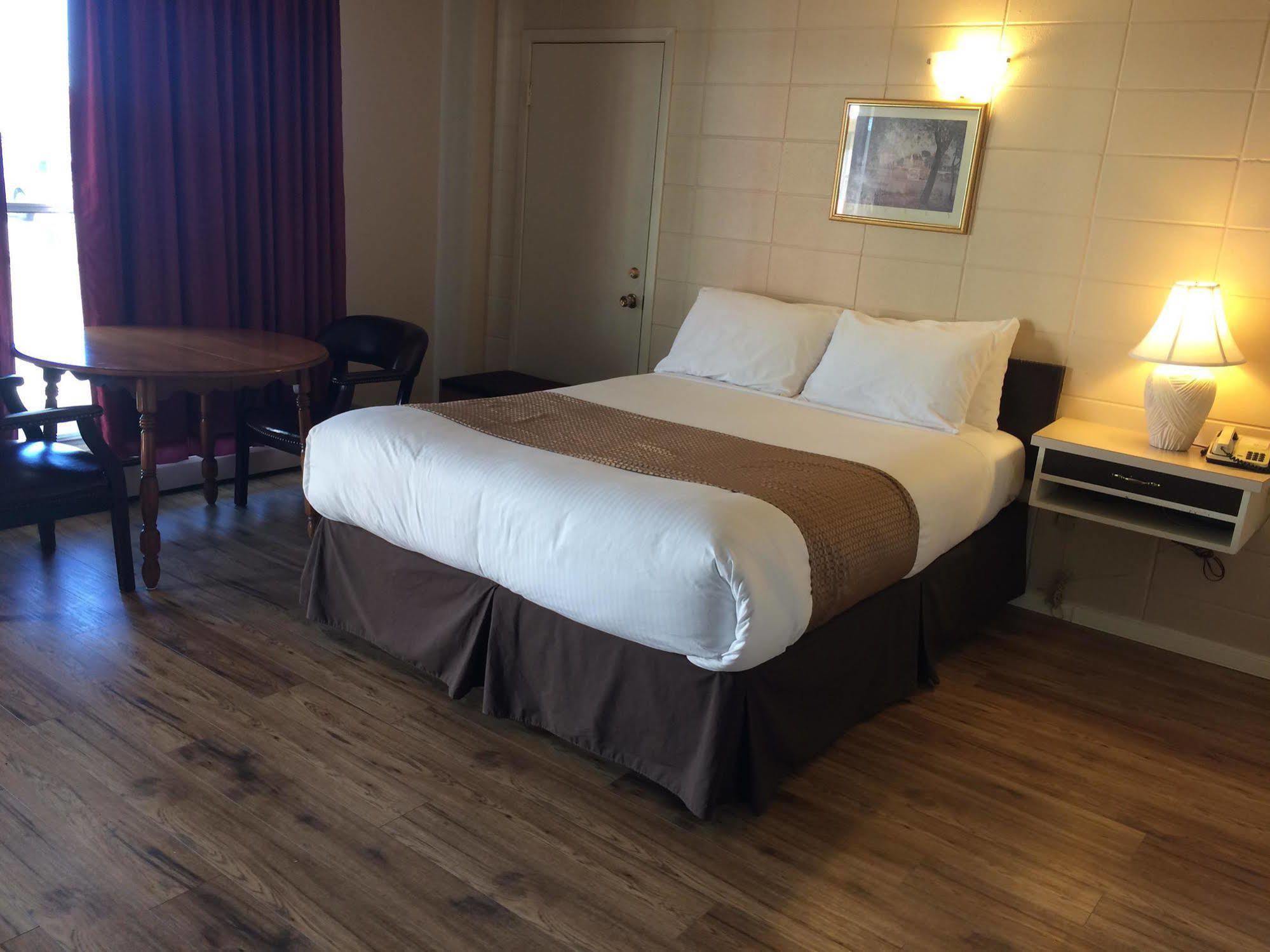 Siesta Motel Olds Luaran gambar